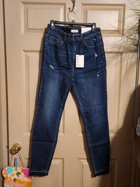 Zenana Women's Distressed Skinny-Leg Jeans Size 26 Medium Dark Wash Denim